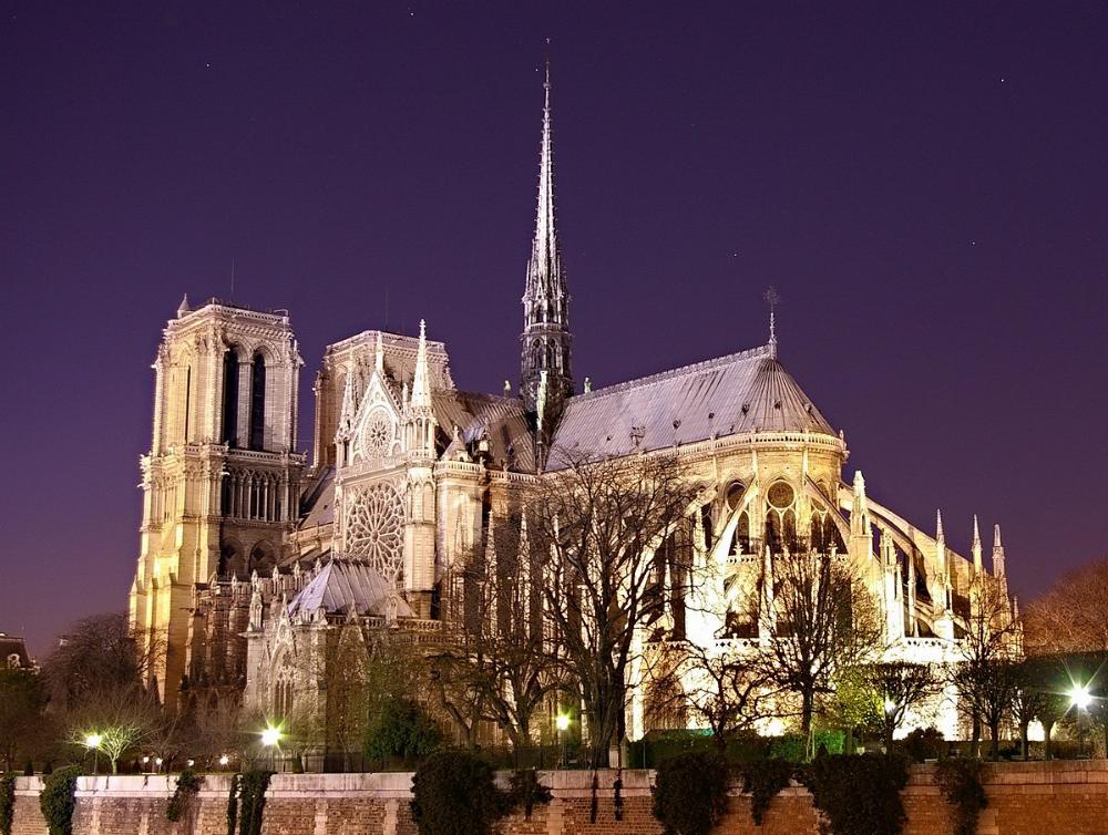 Enjoy Amazing History of Paris