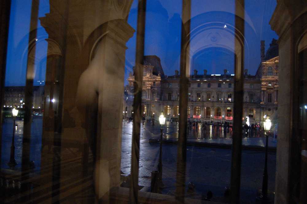 Louvre Tour